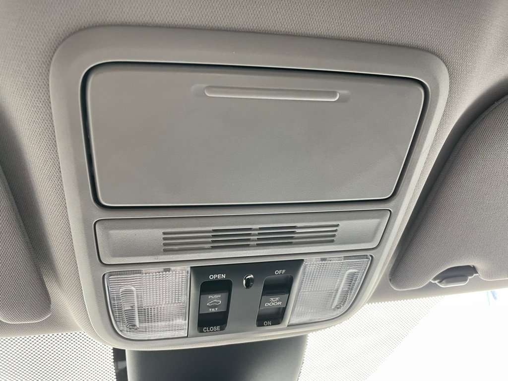 Used 2024 Honda Odyssey EX-L image 19