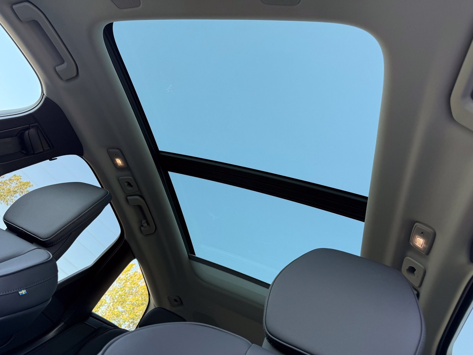 New 2027 Volvo XC60 B5 Core AWD/4WD image 44