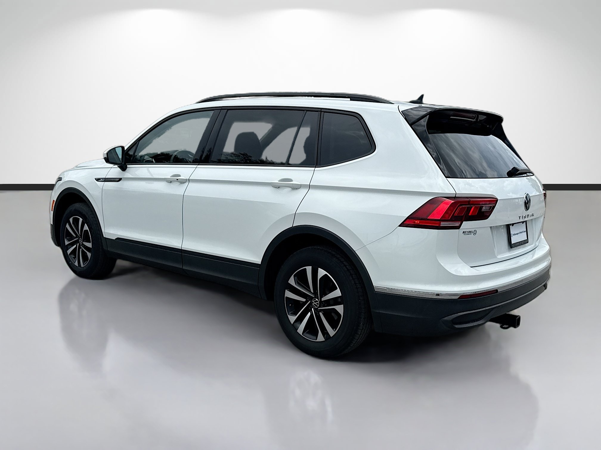 Used 2022 Volkswagen Tiguan S AWD/4WD image 5