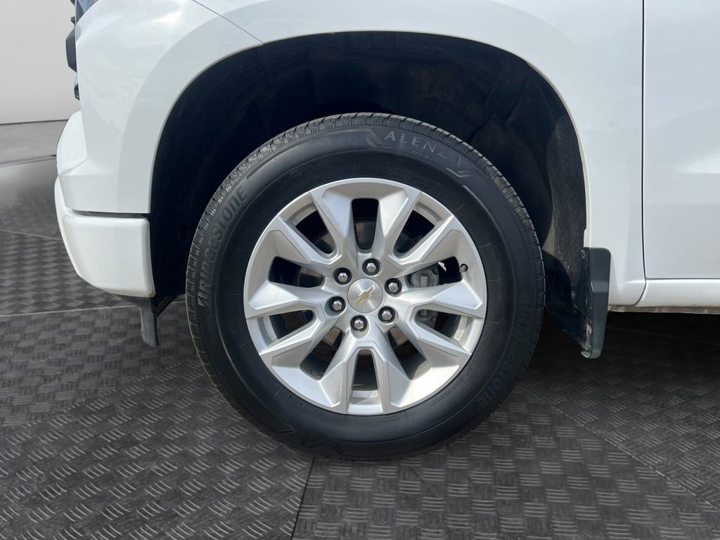 Used 2024 Chevrolet Silverado 1500 Custom image 23