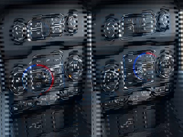 Used 2024 Chevrolet Suburban High Country w/ Premium Package image 21