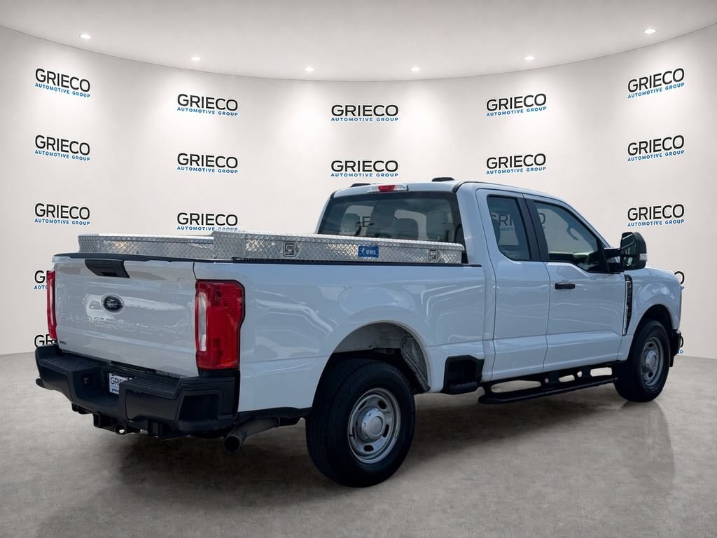 Used 2024 Ford F250 XL RWD image 7