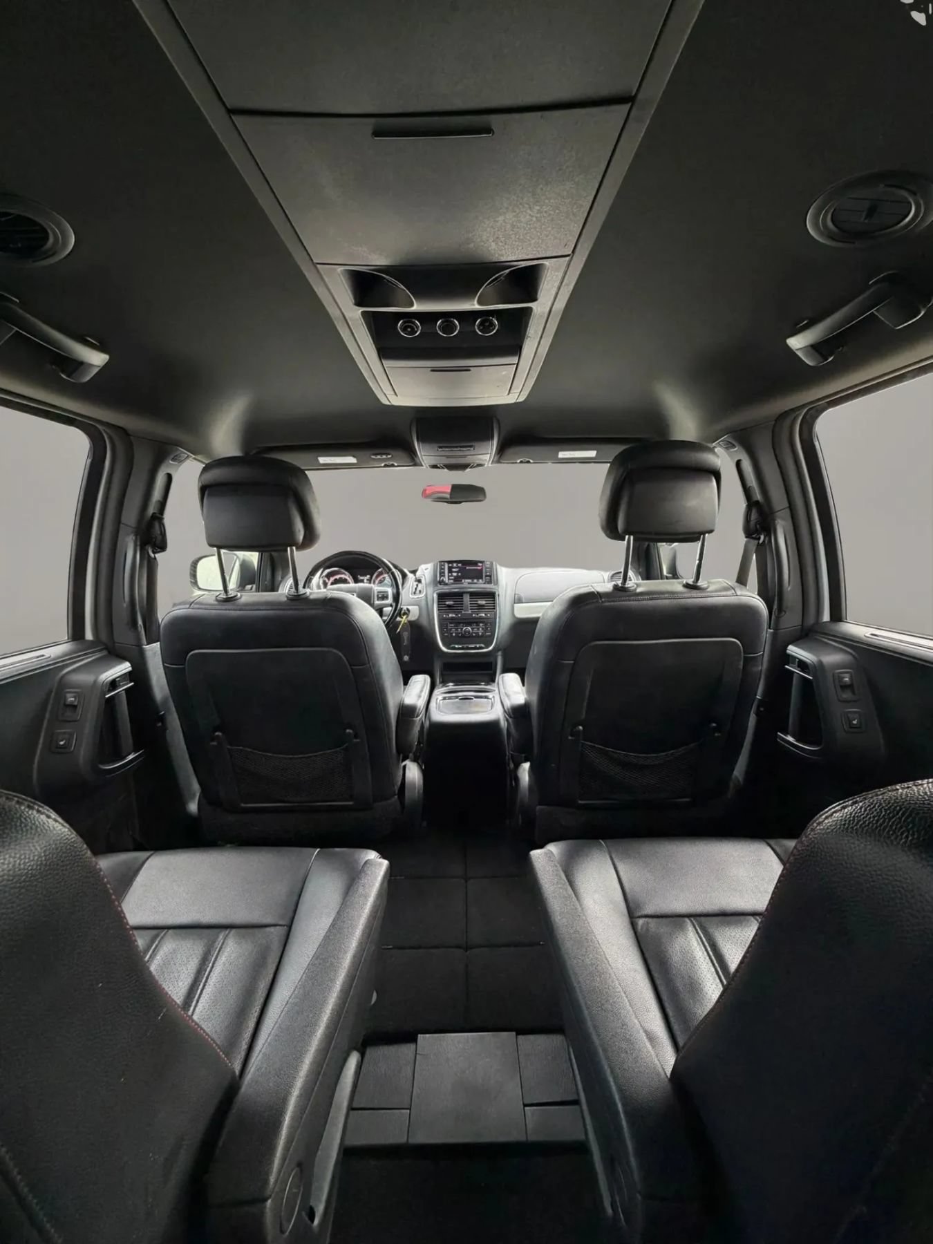 Used 2017 Dodge Grand Caravan GT FWD image 16