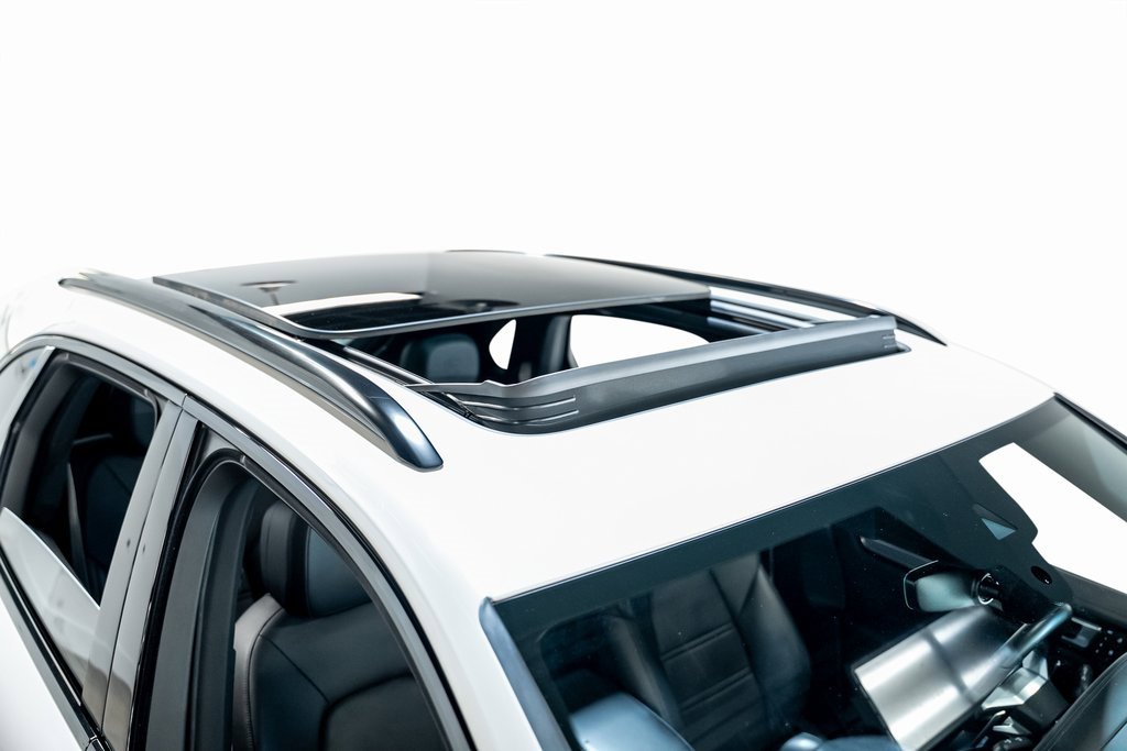 Used 2022 Porsche Cayenne S Platinum image 62