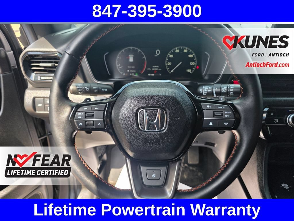 Used 2025 Honda Pilot TrailSport image 33