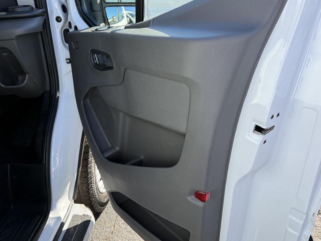 Used 2025 Ford Transit 250 Low Roof w/ Exterior Upgrade Package RWD image 25