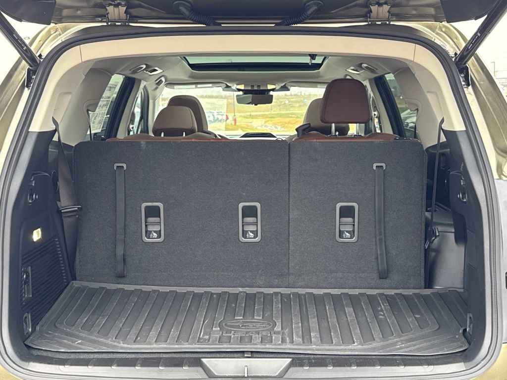 Used 2025 Subaru Ascent Touring w/ Popular Package #1 image 13