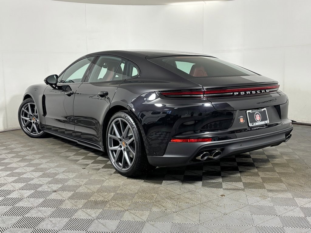 New 2026 Porsche Panamera 4 image 3