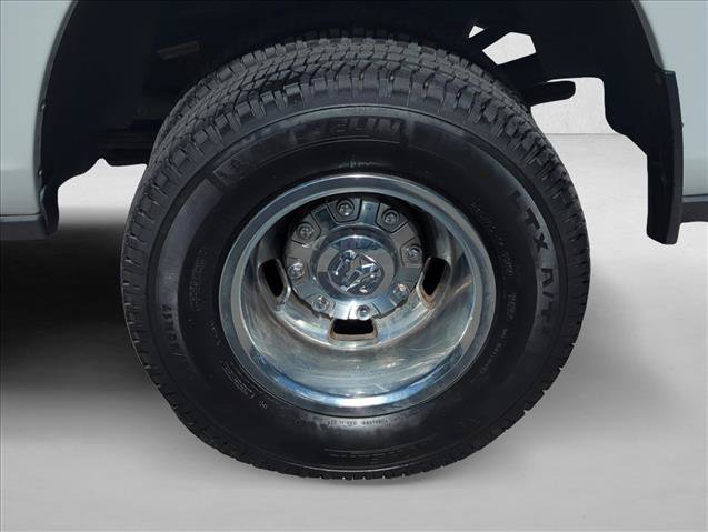 Used 2021 RAM 3500 Tradesman w/ Chrome Appearance Group AWD/4WD image 9