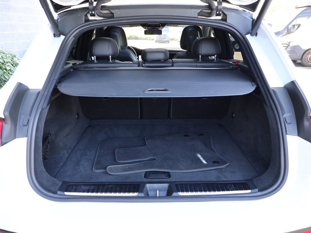 Used 2025 Mercedes-Benz EQE AMG 4MATIC SUV image 11