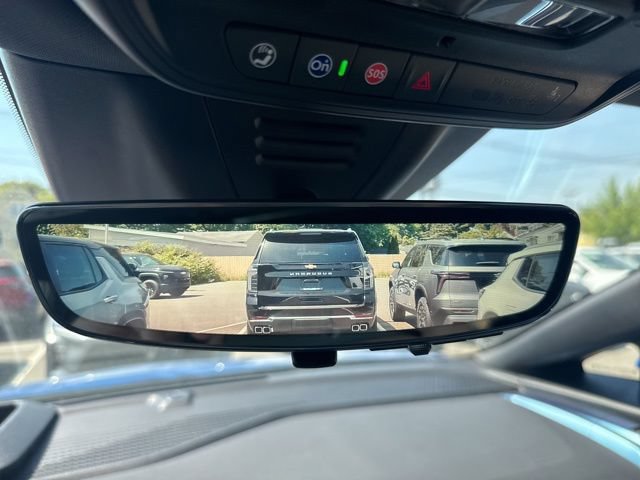 New 2026 Chevrolet Equinox EV LT w/ Convenience Package II FWD image 18