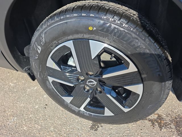 New 2026 Nissan Kicks SV w/ SV Premium Package AWD/4WD image 10