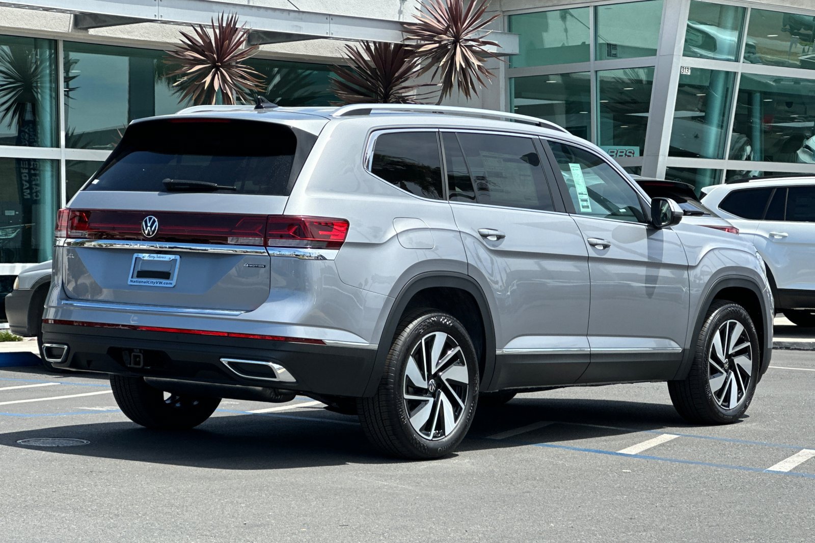New 2026 Volkswagen Atlas SEL AWD/4WD image 5