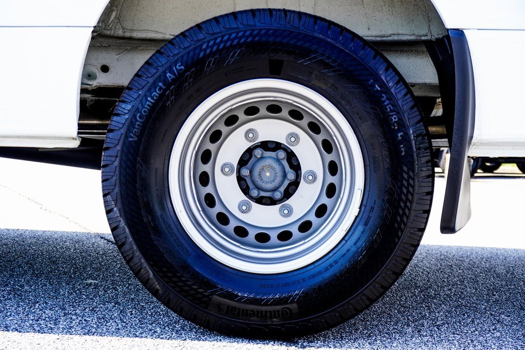 Used 2021 Mercedes-Benz Sprinter 3500 w/ Swivel Seat Package image 11