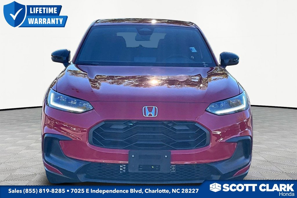 Used 2025 Honda HR-V Sport image 2