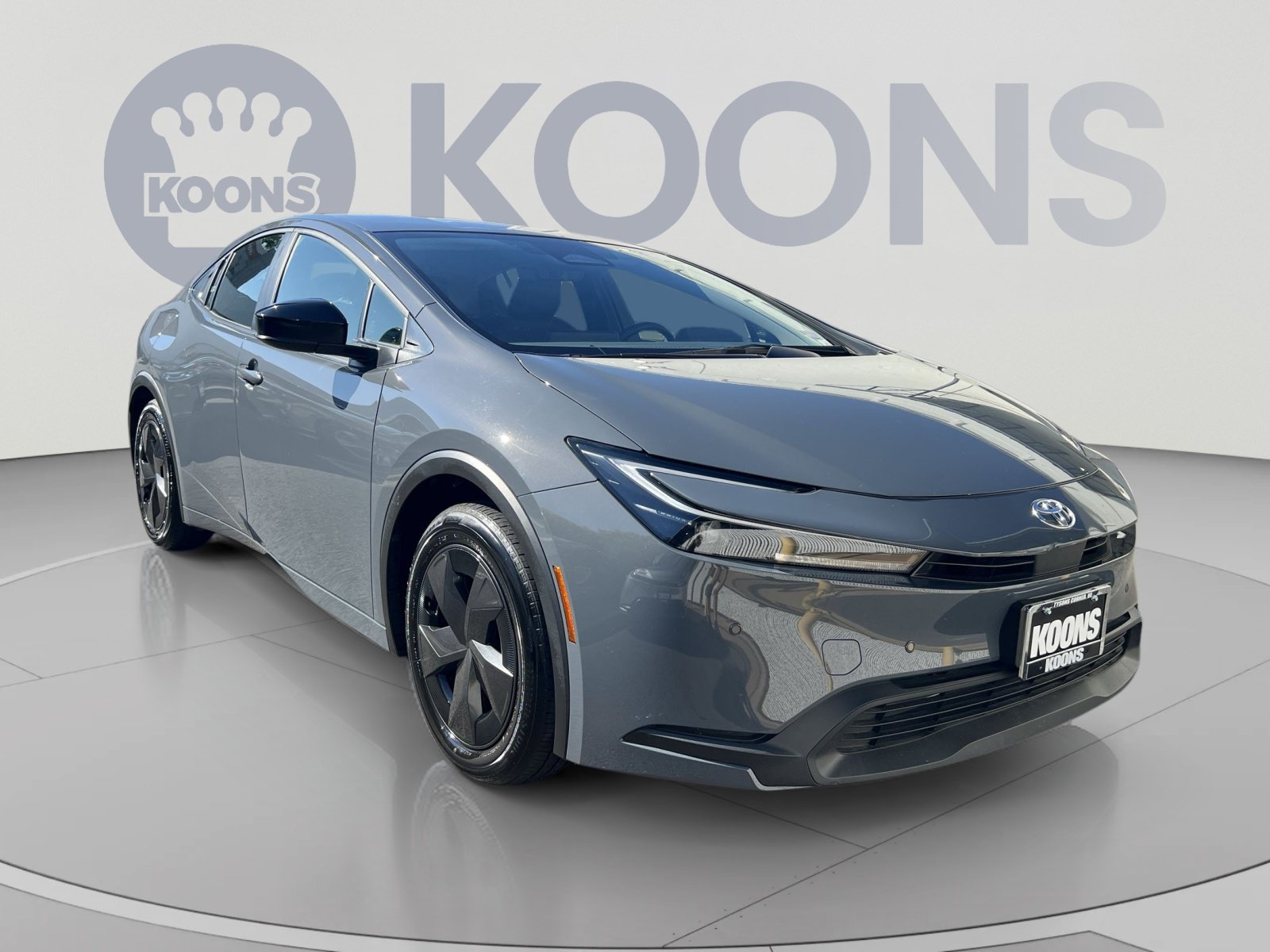 Used 2025 Toyota Prius LE FWD image 8