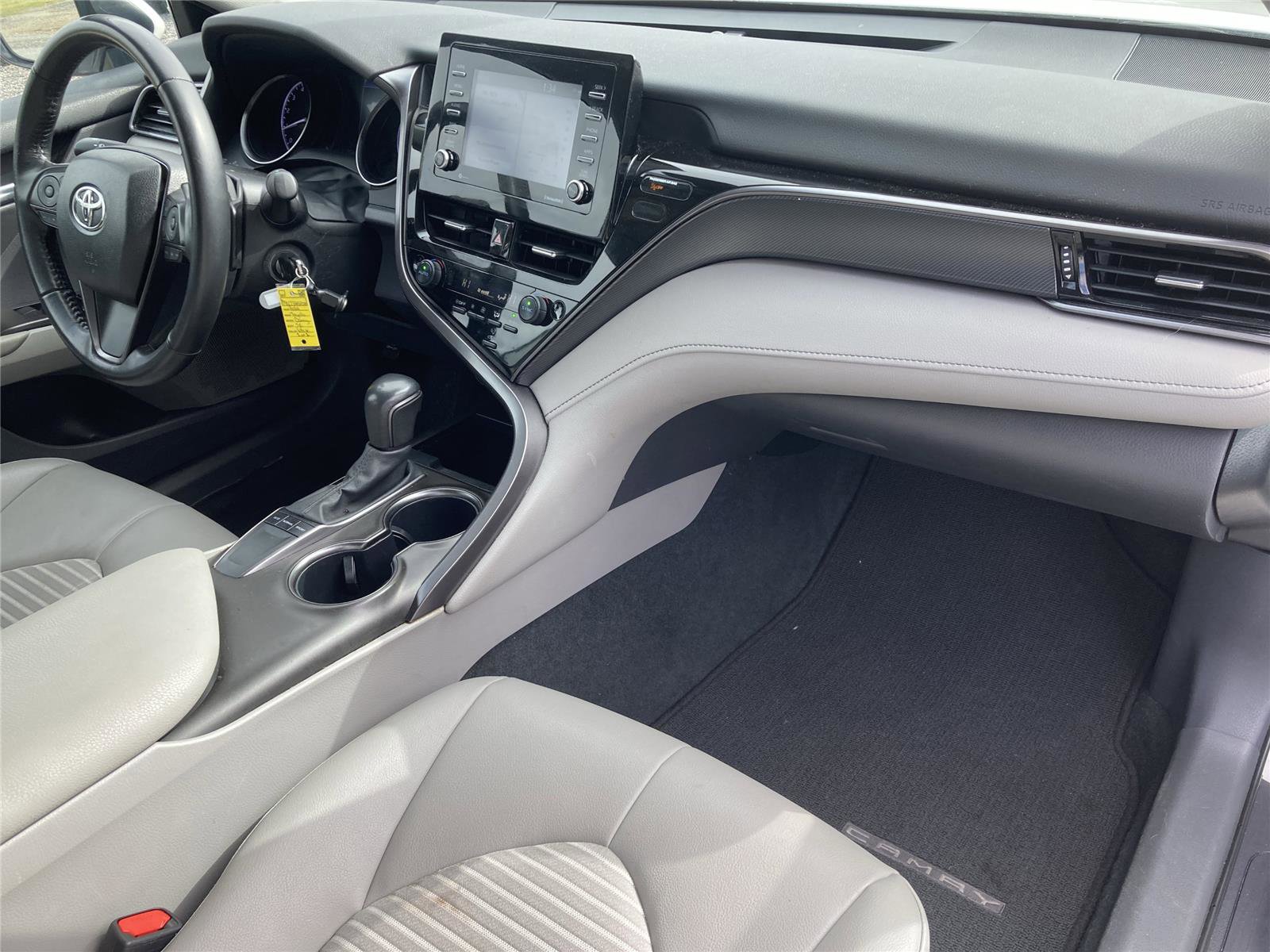 Used 2024 Toyota Camry SE image 27
