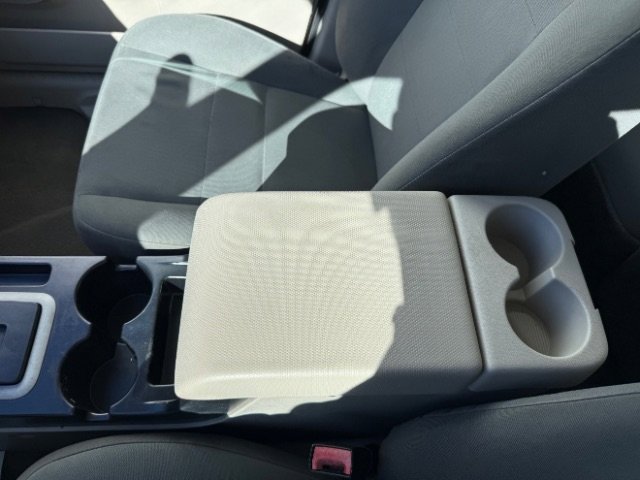 Used 2012 Ford Escape XLS image 25