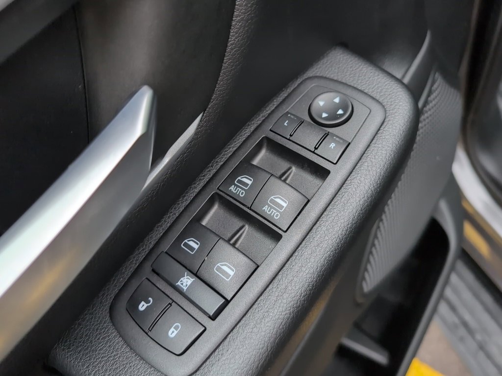 Used 2023 RAM 1500 Big Horn image 25