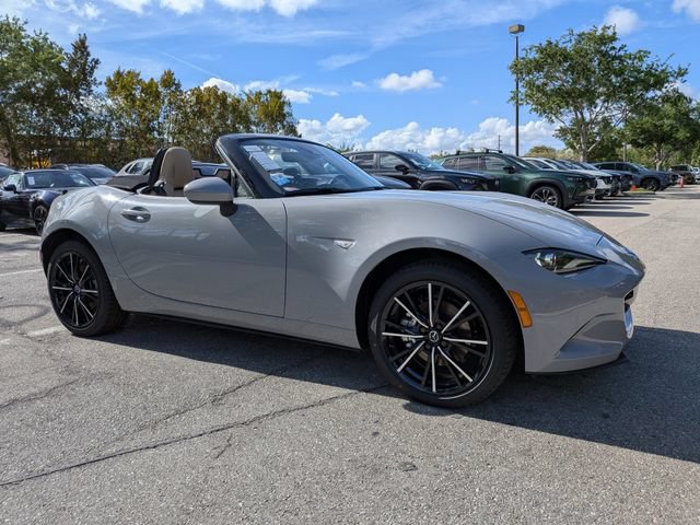 New 2026 MAZDA MX-5 Miata Sport RWD image 2