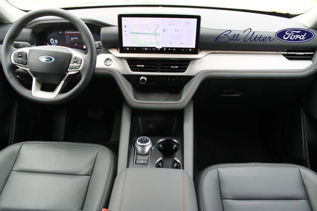 Used 2026 Ford Explorer Active w/ Active Comfort Package RWD image 16