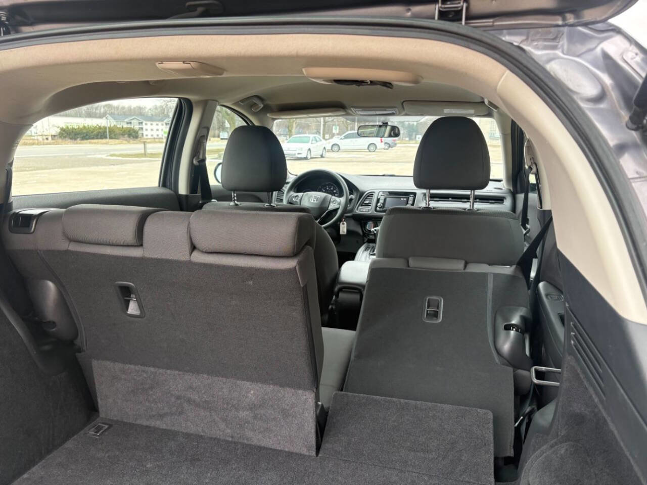 Used 2020 Honda HR-V LX image 25