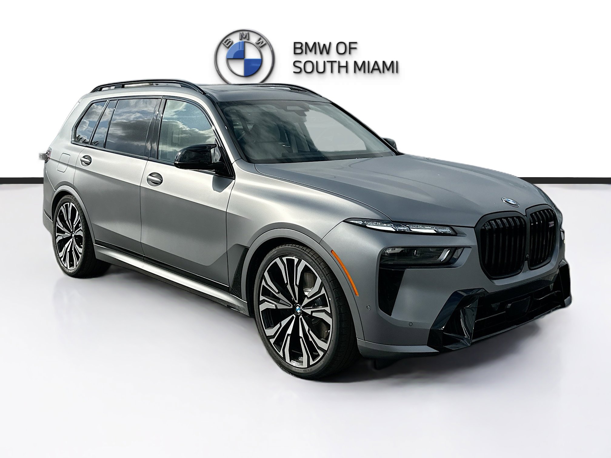New 2026 BMW X7 M60i