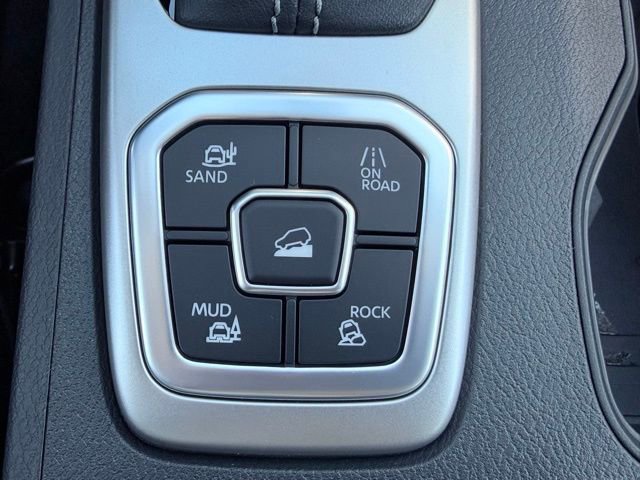 New 2026 Nissan Frontier SV w/ All-Weather Content Package image 17