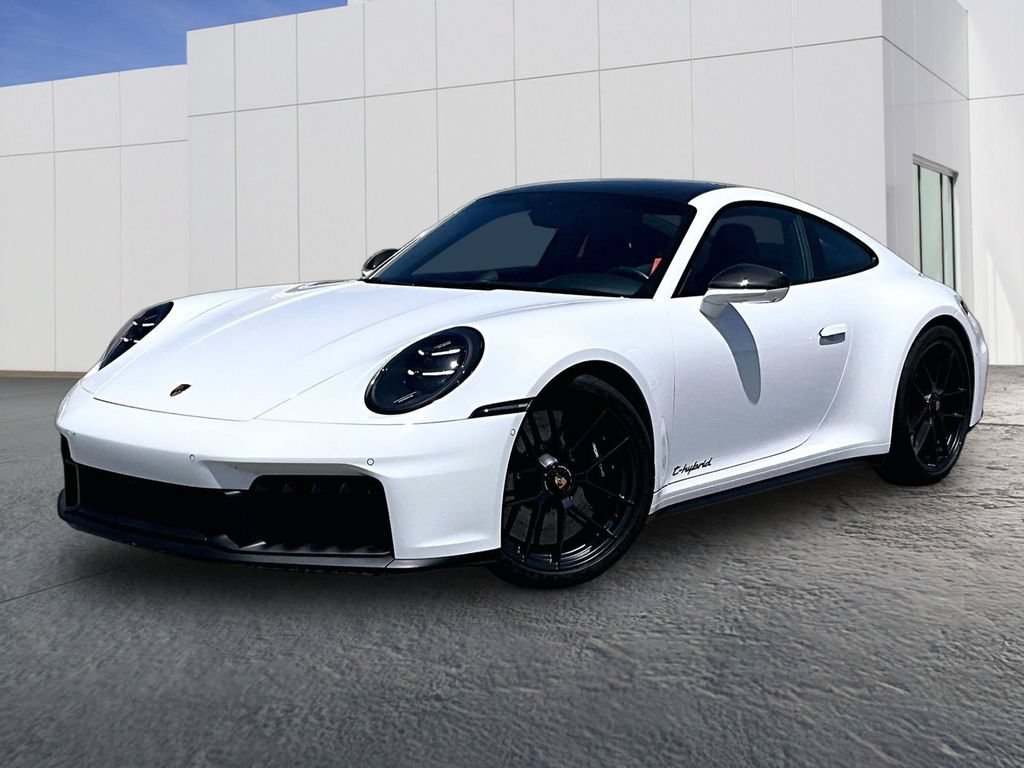Certified 2025 Porsche 911 Carrera GTS RWD image 1