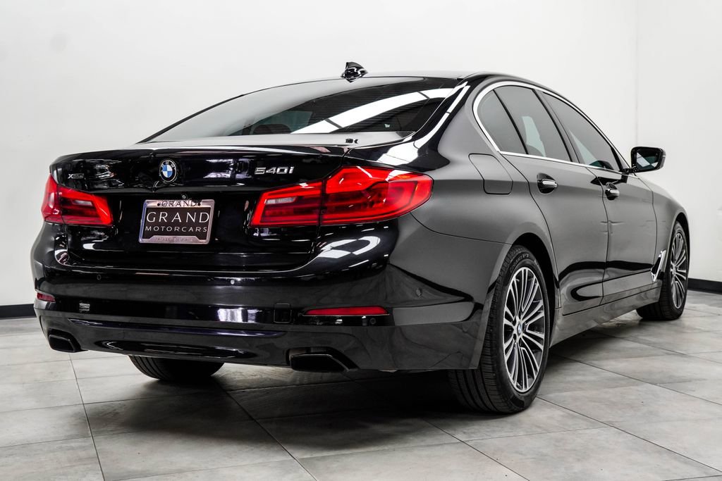 Used 2017 BMW 540i xDrive w/ Premium Package image 12