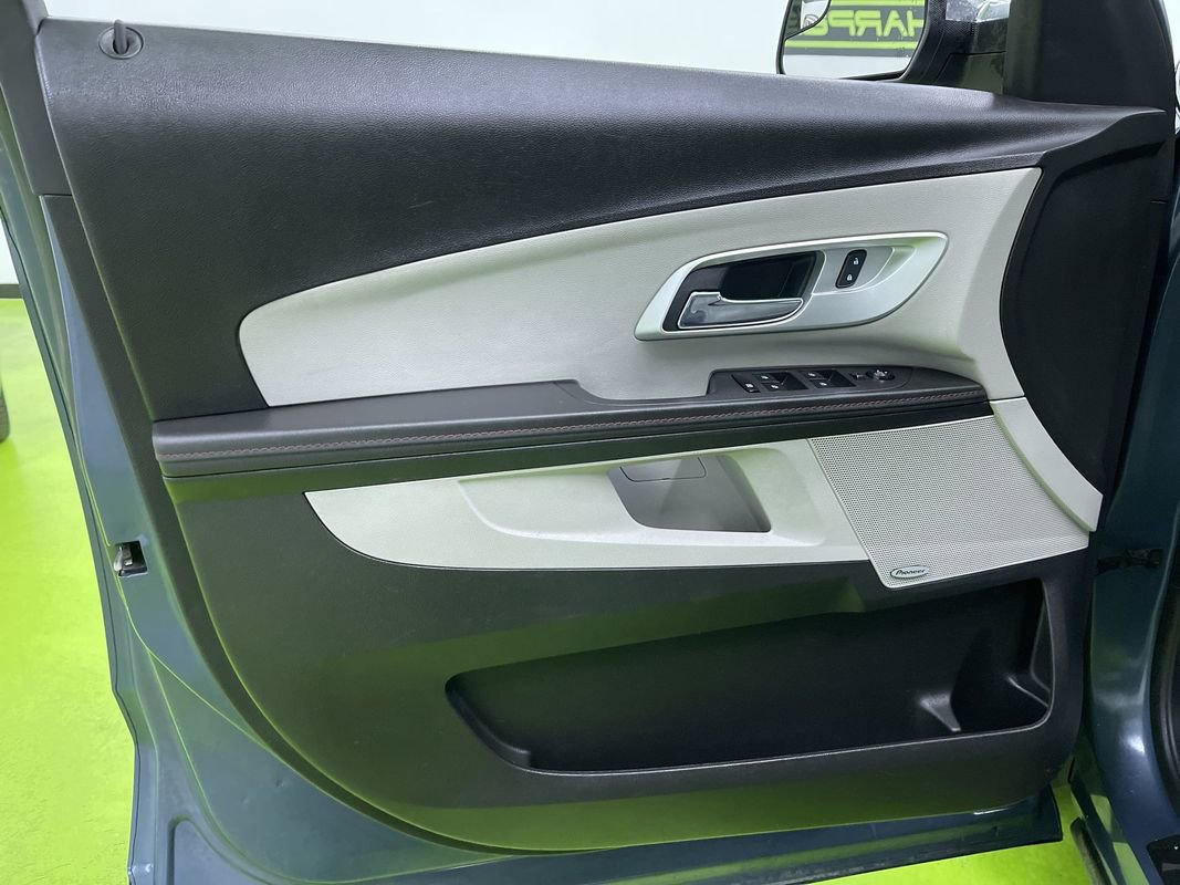 Used 2012 Chevrolet Equinox LTZ image 16