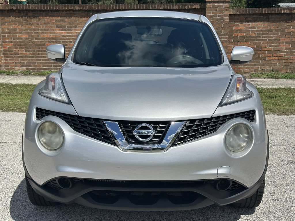Used 2017 Nissan Juke S FWD image 3