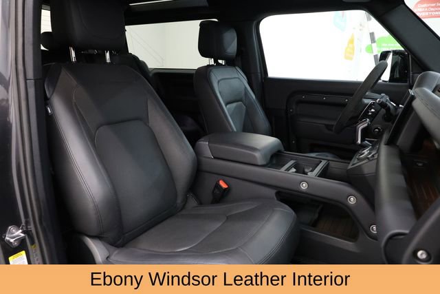 Used 2023 Land Rover Defender 90 V8 image 12