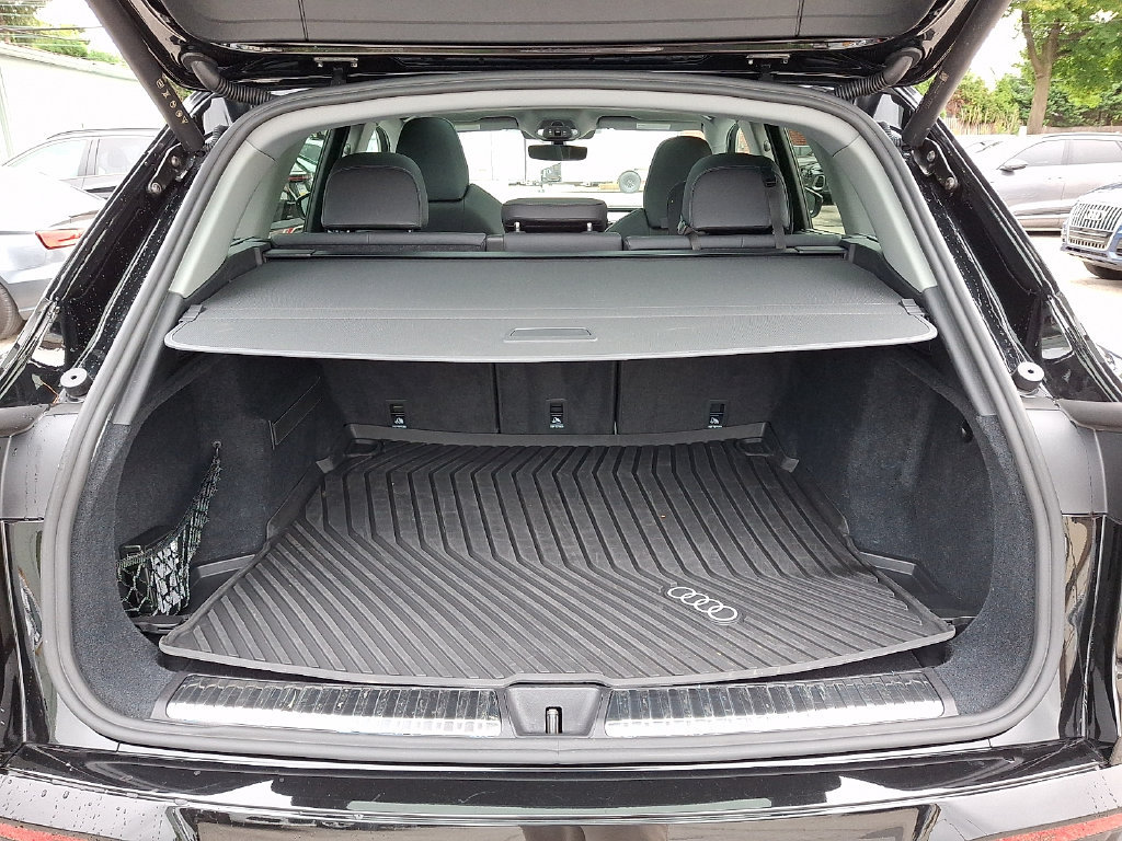 Used 2025 Audi Q5 Premium Plus w/ Premium Plus AWD/4WD image 29