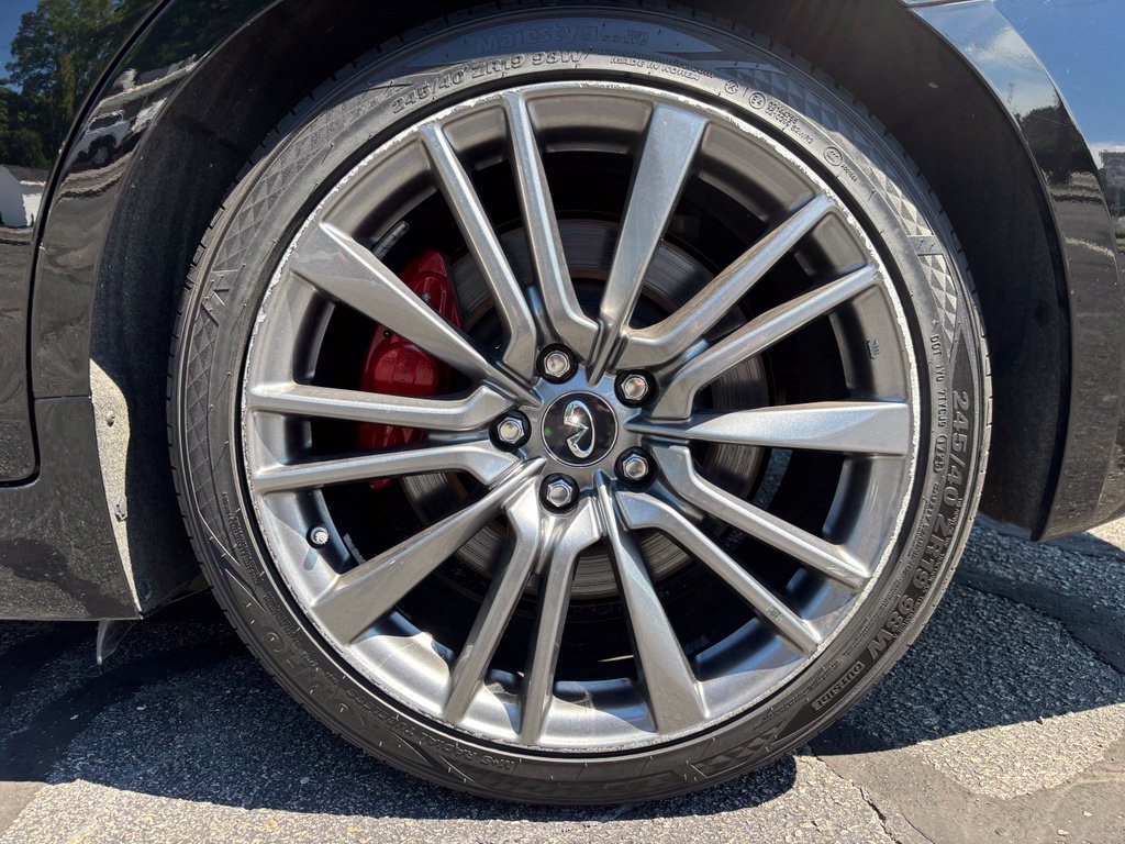 Used 2018 INFINITI Q50 Red Sport 400 AWD/4WD image 17