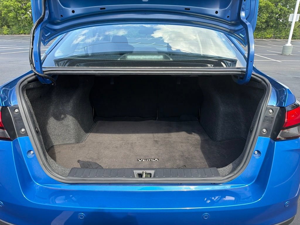 Used 2023 Nissan Versa SR w/ Trunk Package FWD image 20