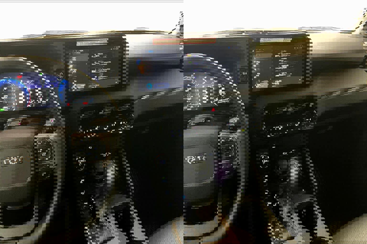 Used 2025 Toyota Land Cruiser image 9