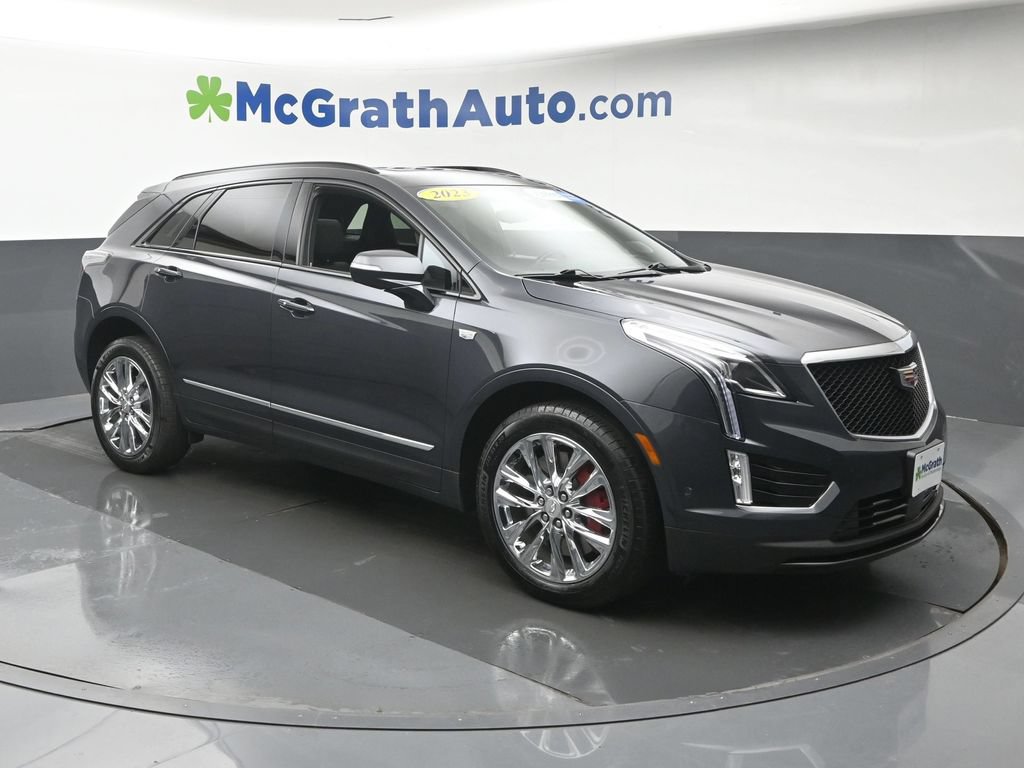 Used 2023 Cadillac XT5 Sportv w/ Platinum Package AWD/4WD image 2