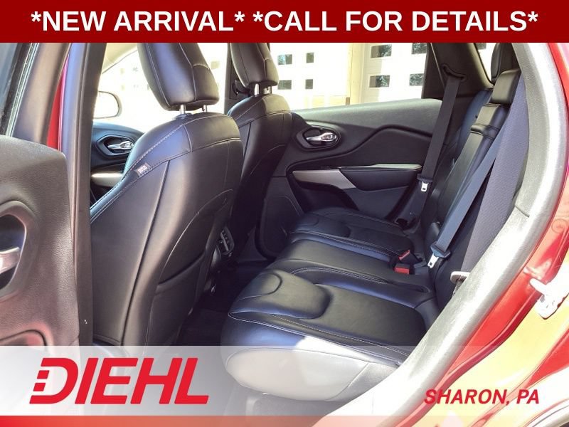 Used 2017 Jeep Cherokee Limited AWD/4WD image 16