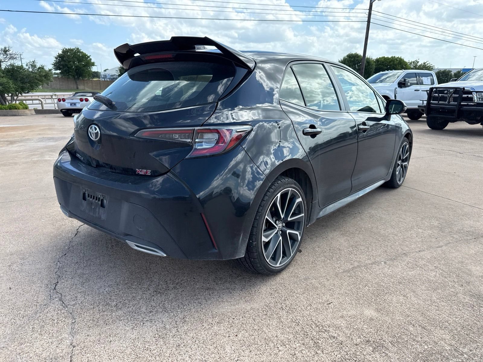 Used 2021 Toyota Corolla XSE FWD image 7