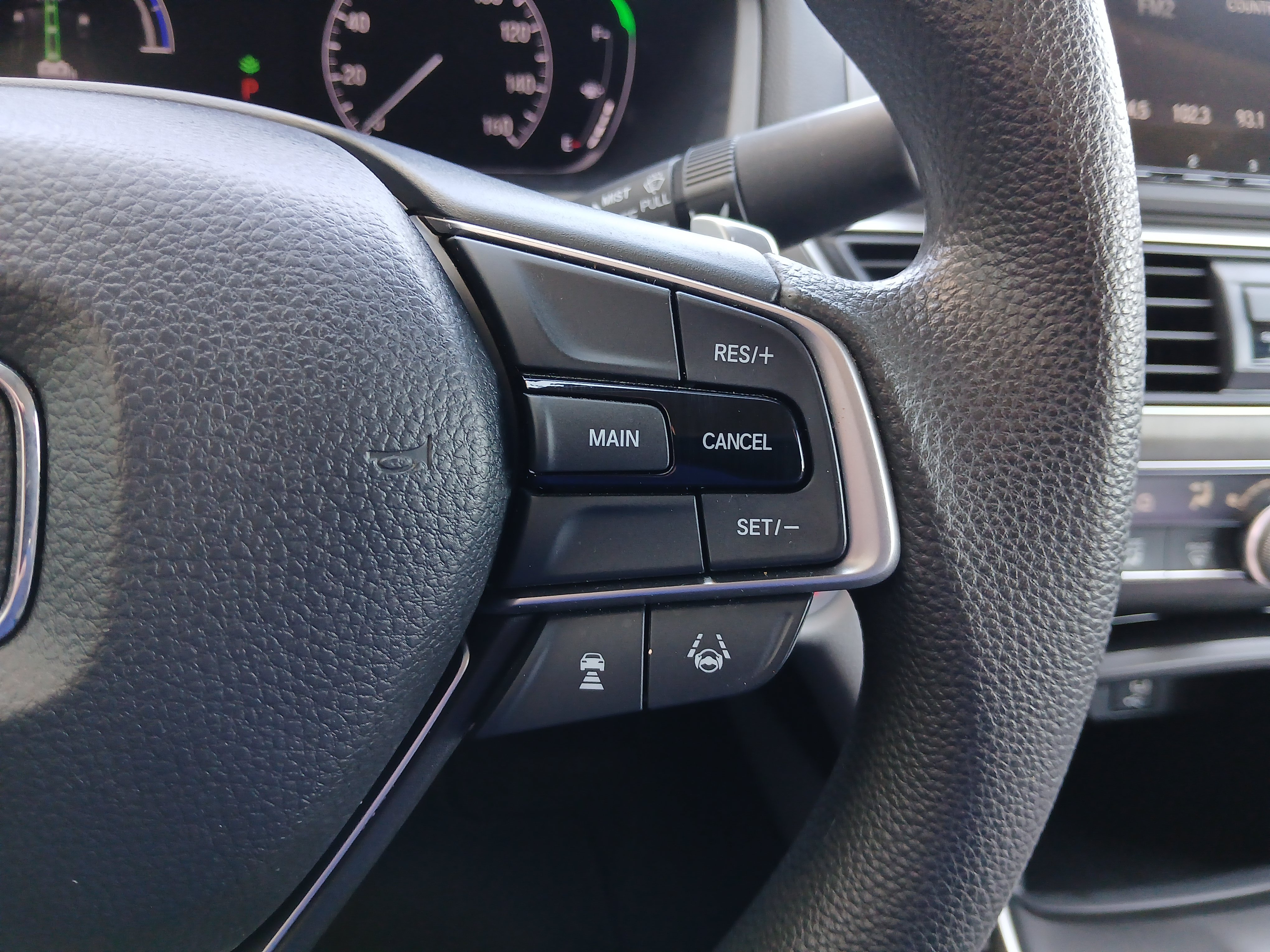Used 2020 Honda Accord Hybrid image 12