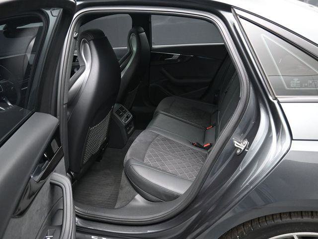 Used 2023 Audi S4 Premium Plus w/ Premium Plus Package image 29