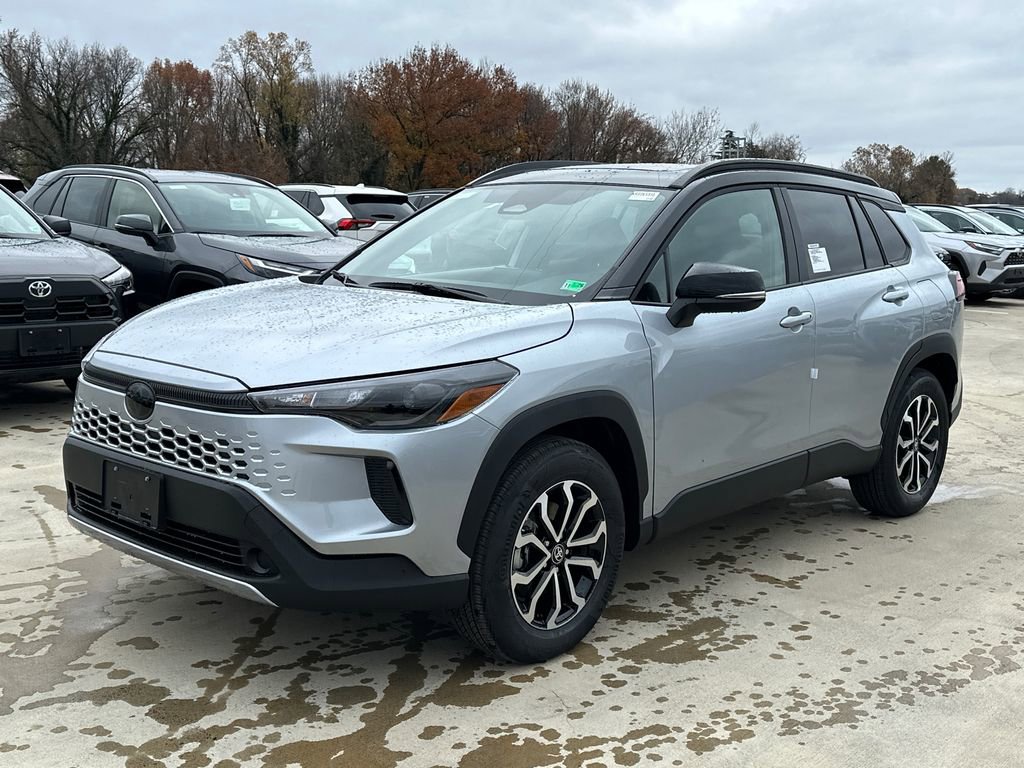 New 2026 Toyota Corolla Cross SE image 2