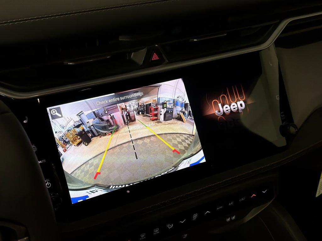 New 2026 Jeep Cherokee Limited image 21