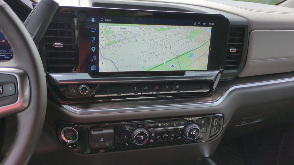 Used 2025 Chevrolet Silverado 2500 LTZ w/ LTZ Convenience Package image 17