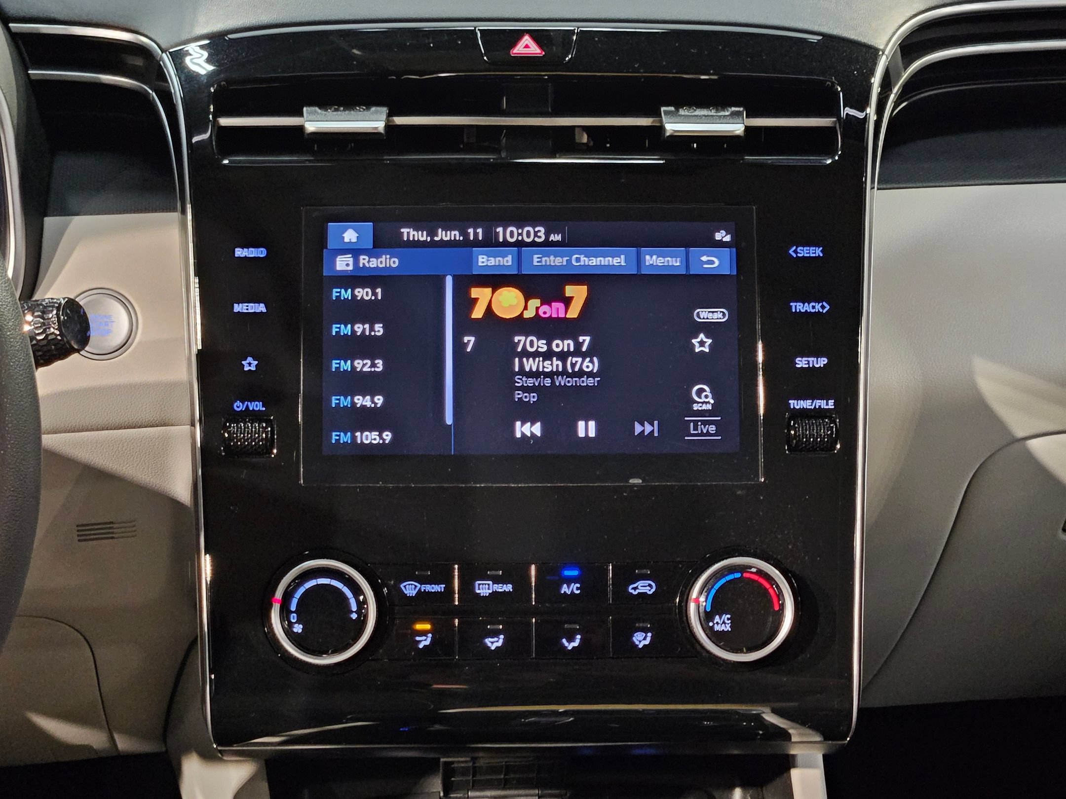 Used 2023 Hyundai Tucson SEL FWD image 16