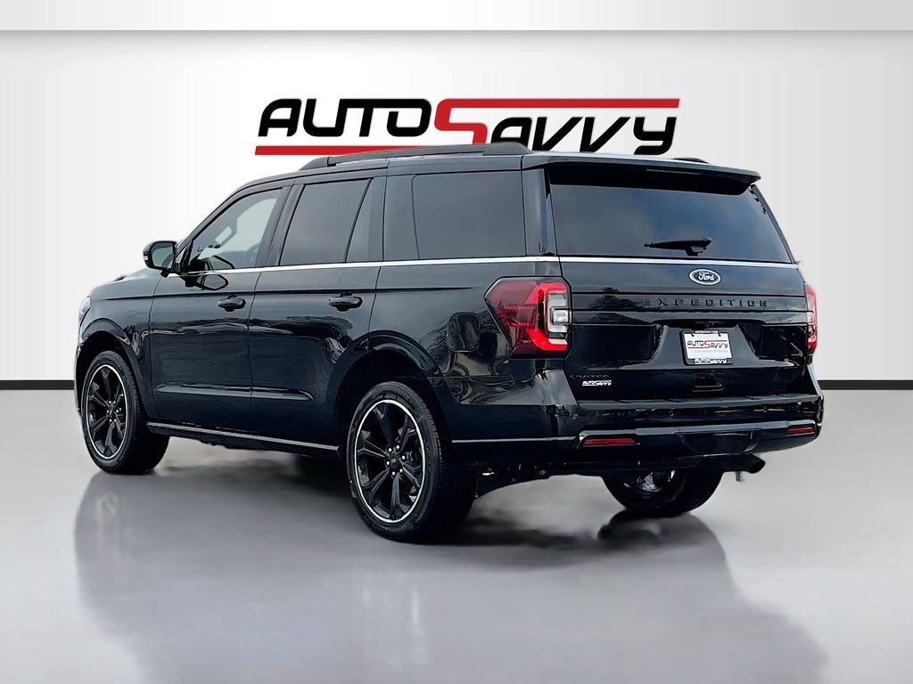 Used 2023 Ford Expedition Limited image 5