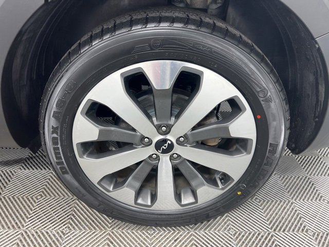 Used 2022 Kia Telluride S image 10