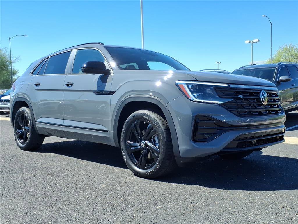 New 2026 Volkswagen Atlas Cross Sport SEL R-Line image 1