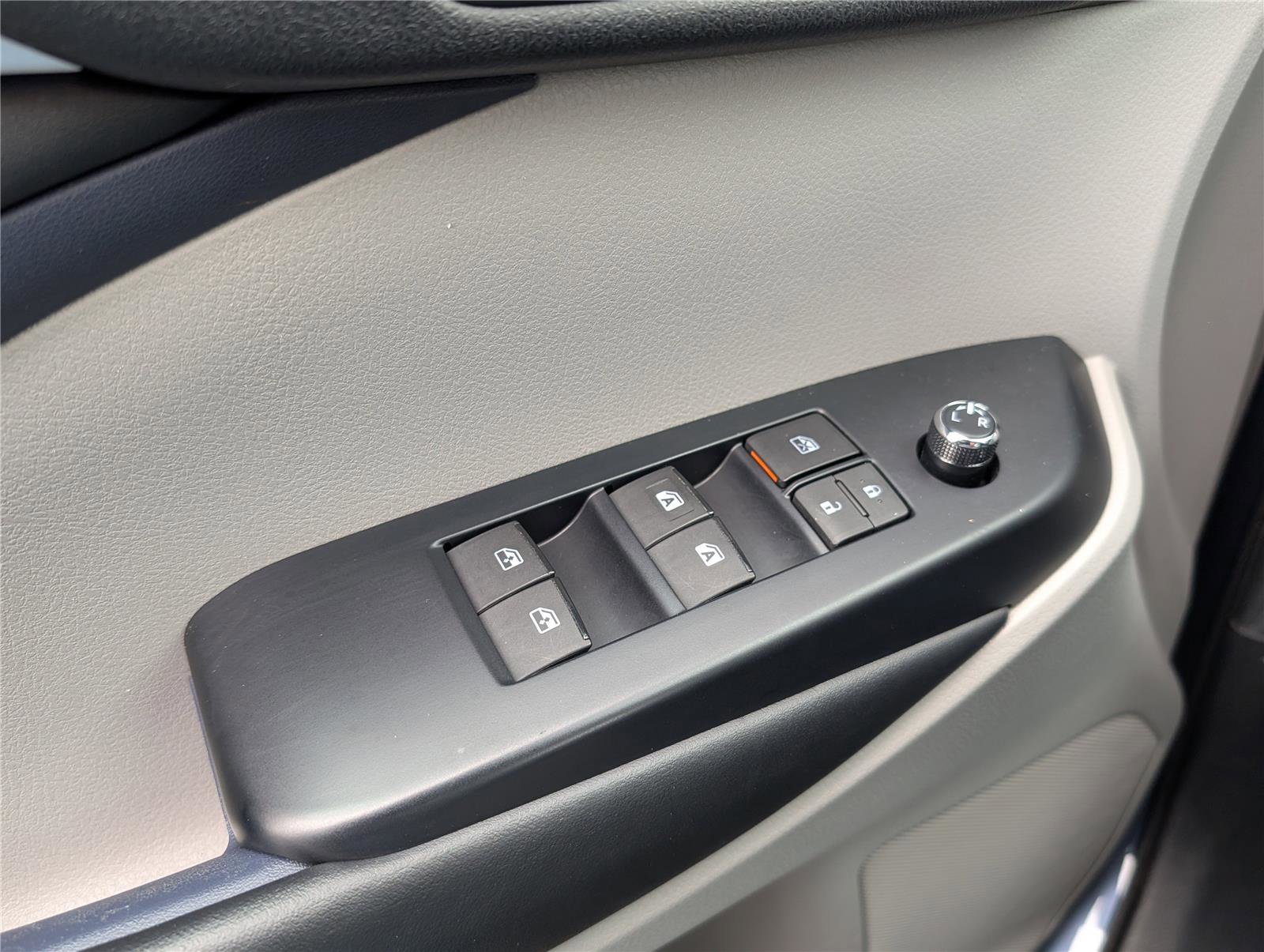 Used 2019 Toyota Highlander XLE image 20